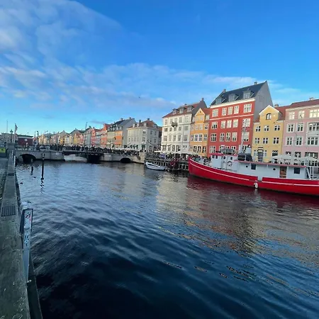 6 Prs Renovated Nyhavn I Exclusive & Rare Find